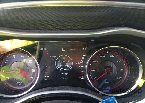 2016 Dodge Charger Sxt z USA, uszkodzony, nr VIN 2C3CDXHG3GH330365